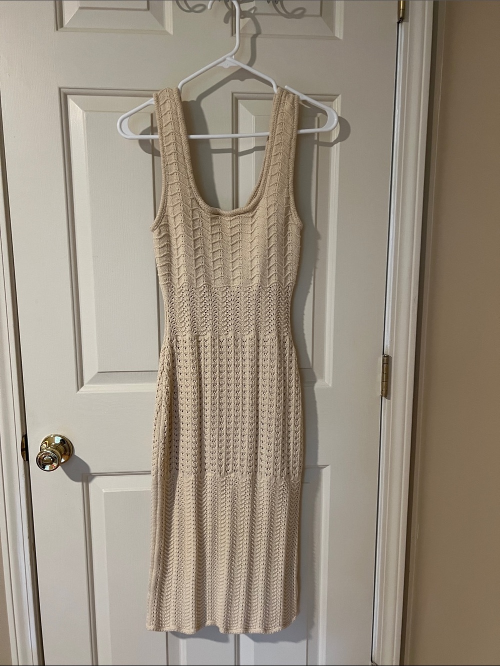 House of Harlow 1960s crochet midi dress. Off white